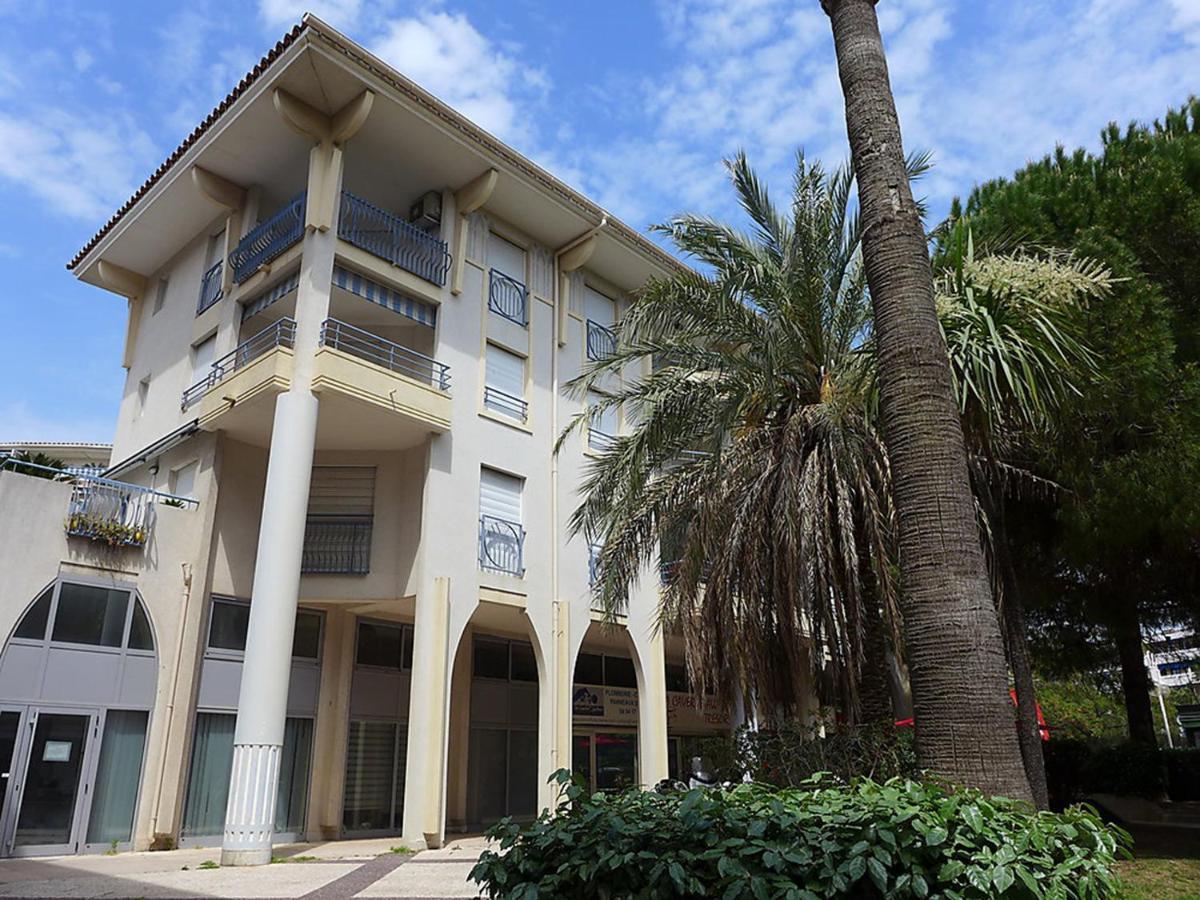 Studio Royale Marine Frejus Exterior photo